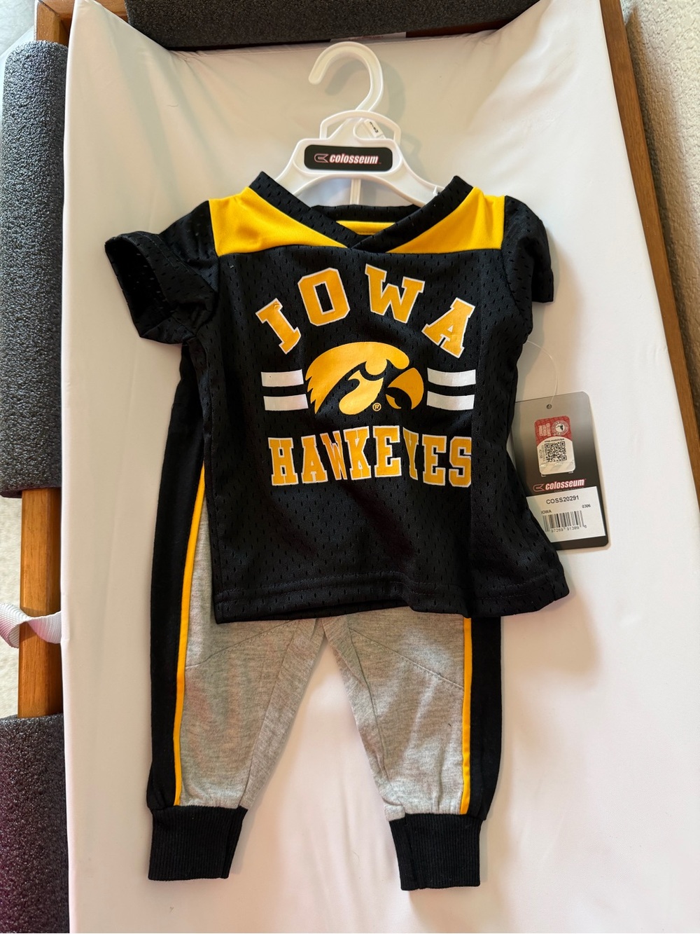 Iowa Hawkeyes Kid’s Set 3-6M